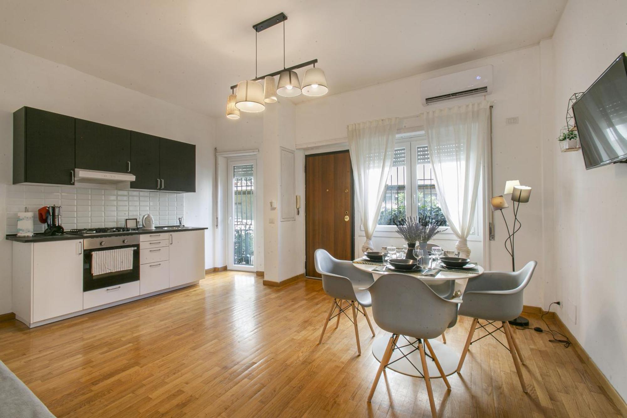 Flamilla Home Next To Vatican Museums Рим Екстериор снимка