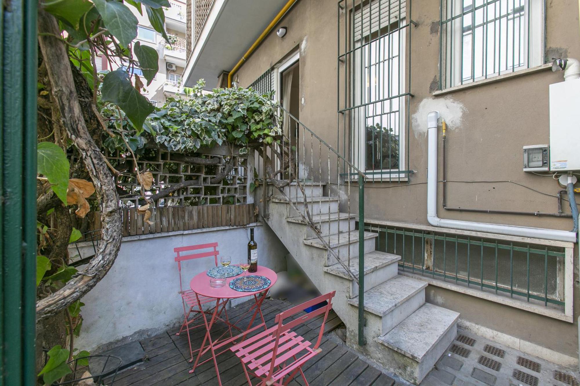 Flamilla Home Next To Vatican Museums Рим Екстериор снимка